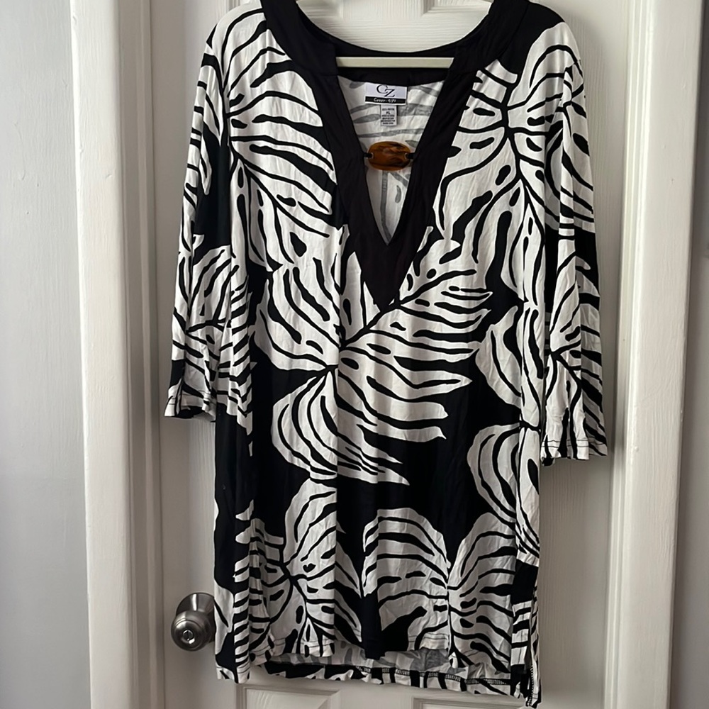 Black and white palm leaves deep v neck beach swim cover up dress size XL